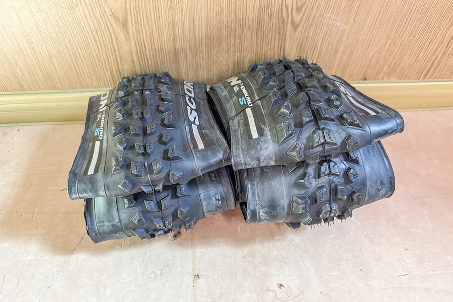 2 Fahrradreifen Pirelli 29x2,4